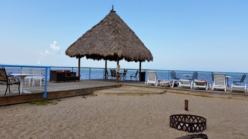 Beachfront Resort - Visual