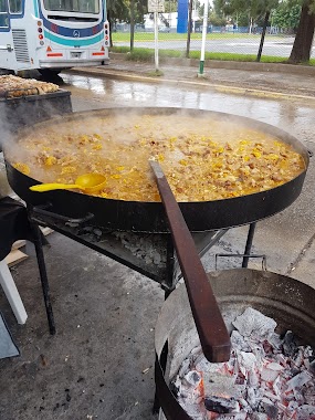 Linguini History - Pizzas A La Parrilla, Author: Oscar Donati