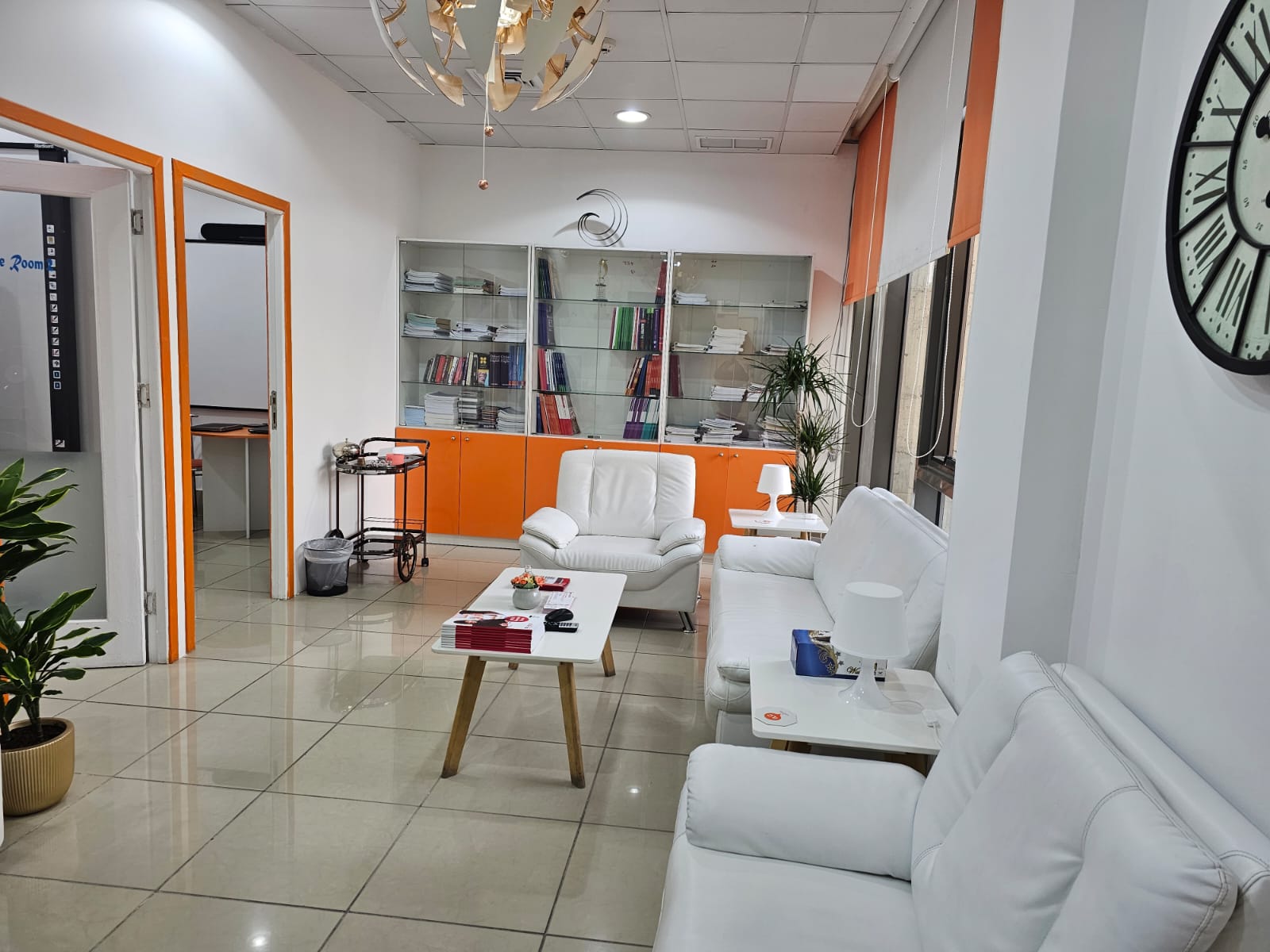 مدرسة الكويت ثنائية اللغة - صورة 3