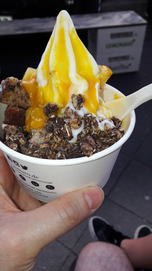 YOMARO Frozen Yogurt