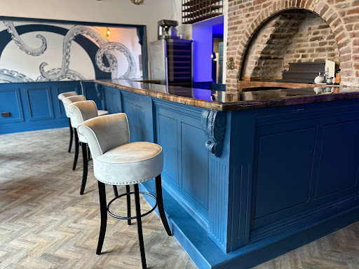 The Blue Oyster
