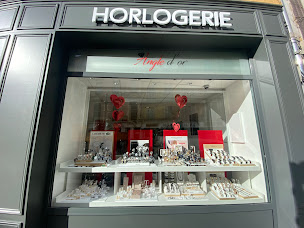 Photo n°11 de Angle d'or à Tarare (Horlogerie)