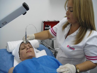 Photos of Cutme Beauty Zone Peluquer&iacute;a y Salon de Belleza