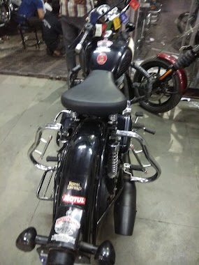 Royal Enfield - Agra Motor Cycle House, Author: Joel Chacko Saji