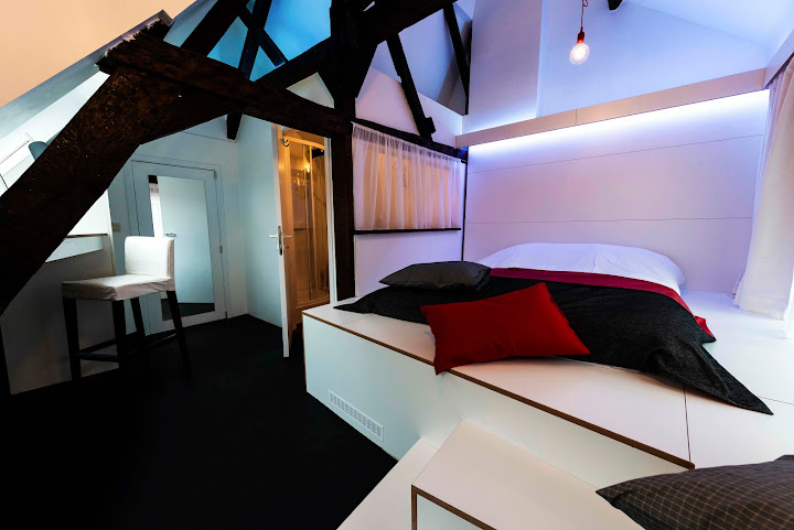 Mons Dragon House by null