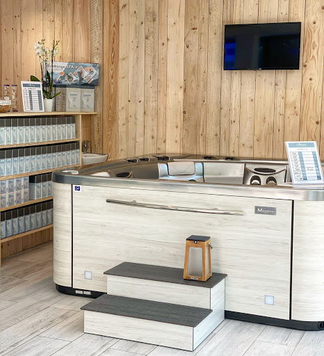 Photo de La Piscine E-Shop à Saint-Ouen-sur-Seine (93400)