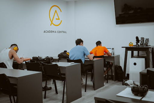 Academia Central Station Gallery - Spain