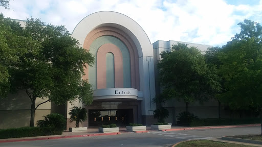 Dillard's - Visual