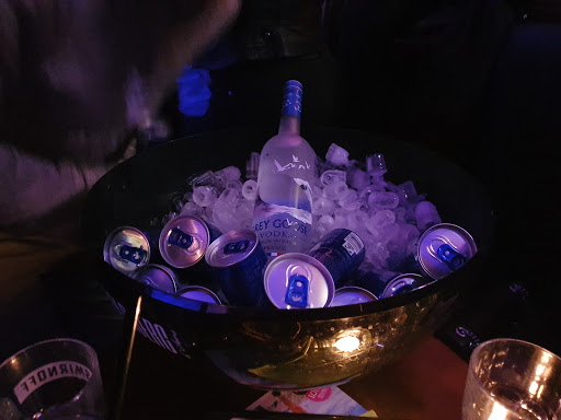 Oscaers Bar - Visual