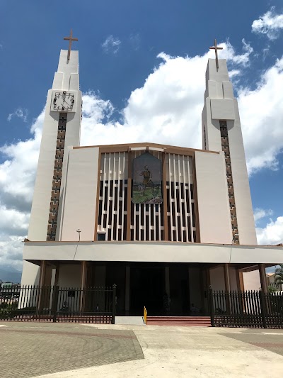 Photos of P&eacute;rez Zeled&oacute;n Park