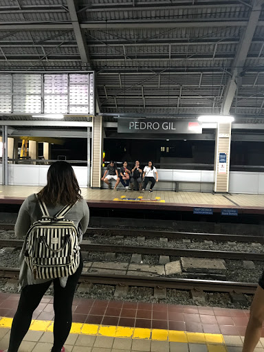 Pedro Gil station - Thumbnail