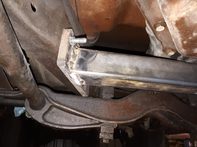 Reviews of C & C Sparkes Motor Engineering in Woking - Auto repair shop