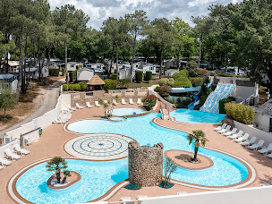 Photo n°50 de Camping Fort Espagnol - Romanée à Crach (Hôtel)