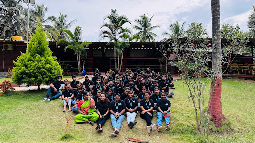 Af1qippvam1wmzfahxlyfmu3px8fv0wptp7nbyvhsp6a=s516 K No