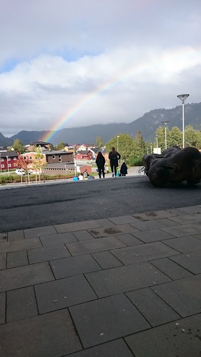 Photos of St&oslash;ren Kulturhus