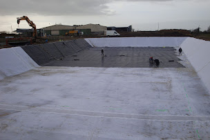 Photo n°2 de PERROCHEAU DUPE TP à Le Fenouiller (Service d'assainissement)