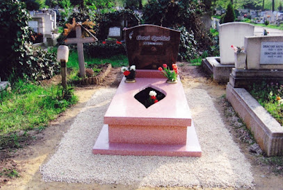 Tóth Ferenc Kőfaragó mester