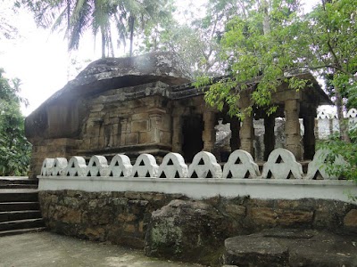 Photos of Ridi Viharaya