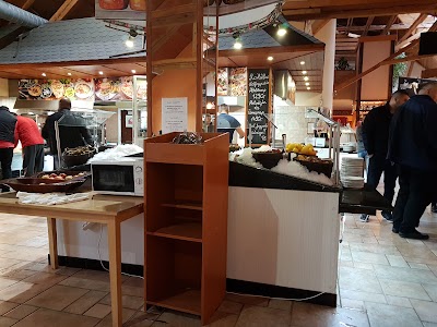Photos of Gastland M0 Hotel, Restaurant and Conference Center