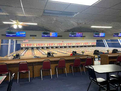 Holiday Lanes Bowling Center