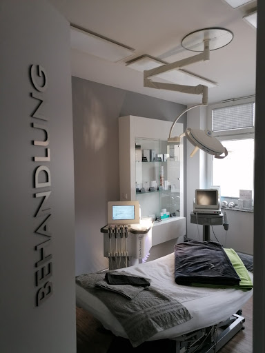 aesthetica dermacare Medical Cosmetic Gallery - Germany