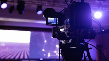 Plató Warehouse Live!