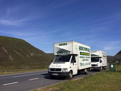 Hooks Removals - Thumbnail