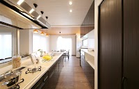 イワクラゴールデンホーム㈱