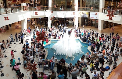 Photos of Apple Aventura