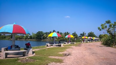 Photos of Sampan Lake Park