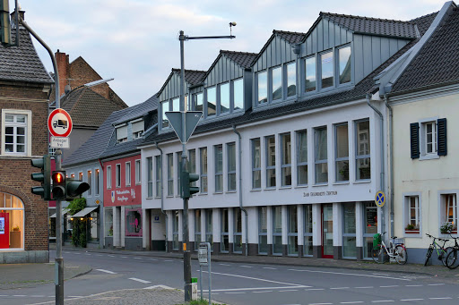 MVZ Zahngesundheitszentrum Rhein-Erft Herr Dr. med. dent. Rainer Hanisch