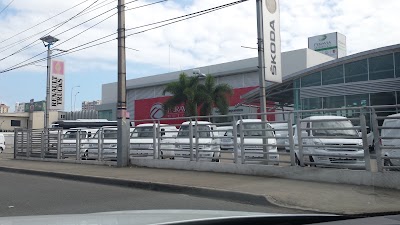 Photos of Peravia Motors DongFeng & &Scaron;koda