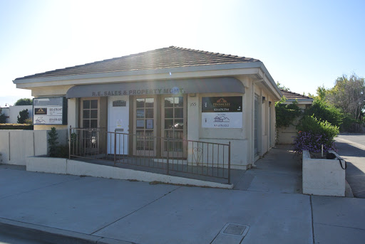 Pinnacles Real Estate Group - Thumbnail