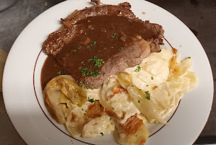 Photo n°34 de Restaurant Le Prieuré à Sainte-Croix-en-Jarez (Restaurant français)