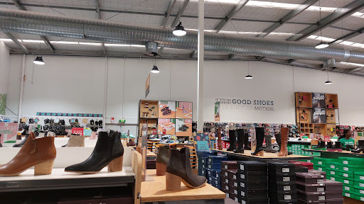 Number One Shoes & Hannahs Te Rapa - Thumbnail