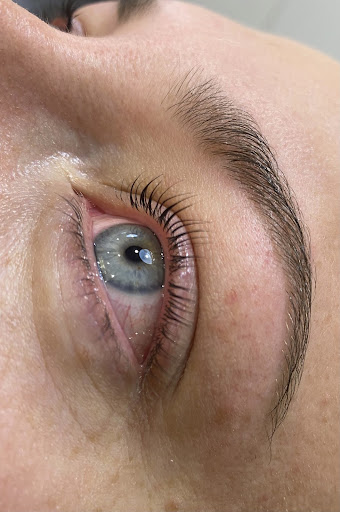 Eyebrow Shape- Rundle Mall - City Cross Shopping (Threading & waxing) - Thumbnail