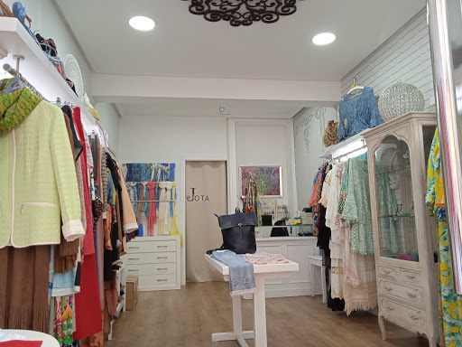 Jota moda y complementos - Visual