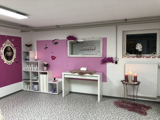 First Lady Cosmetic's