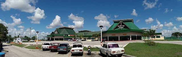 Aéroport d'Holguín