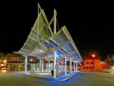 Waalwijk, Busstation Vredesplein