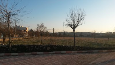 Photos of Yolbaşı Belediye Parkı