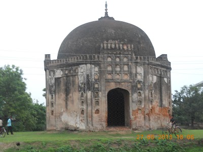 Photos of Khoyarer Mor Bus Stop