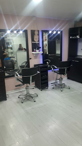 Horarios de Centro de Estética Alma Bella.