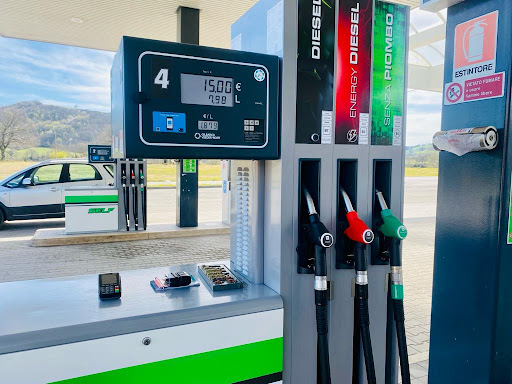 Stazione di Servizio e Autolavaggio Catria Energy - Pergola - Thumbnail