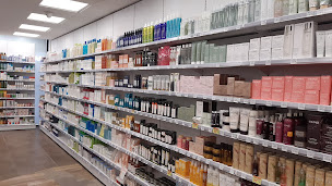 Photo n°3 de Pharmacie de La Halle BORIOS-CARTON à Portet-sur-Garonne (Pharmacie)