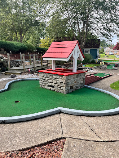 Tiny Town Golf