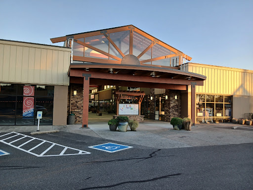 Centralia Outlets - Visual