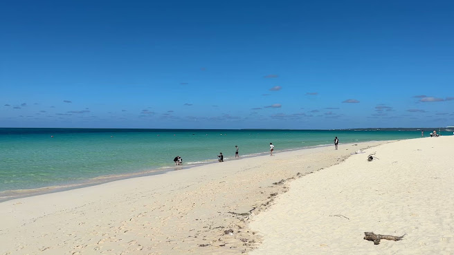 Yonaha Beach by null