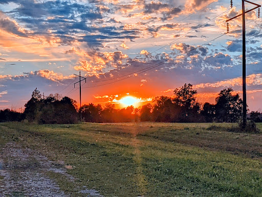 Vandalia Trail, Fillmore parking lot - Thumbnail