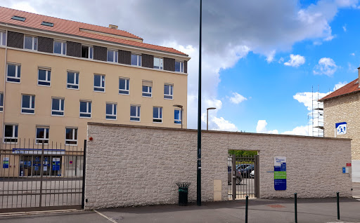 CPAM Essonne - Etampes Gallery - France